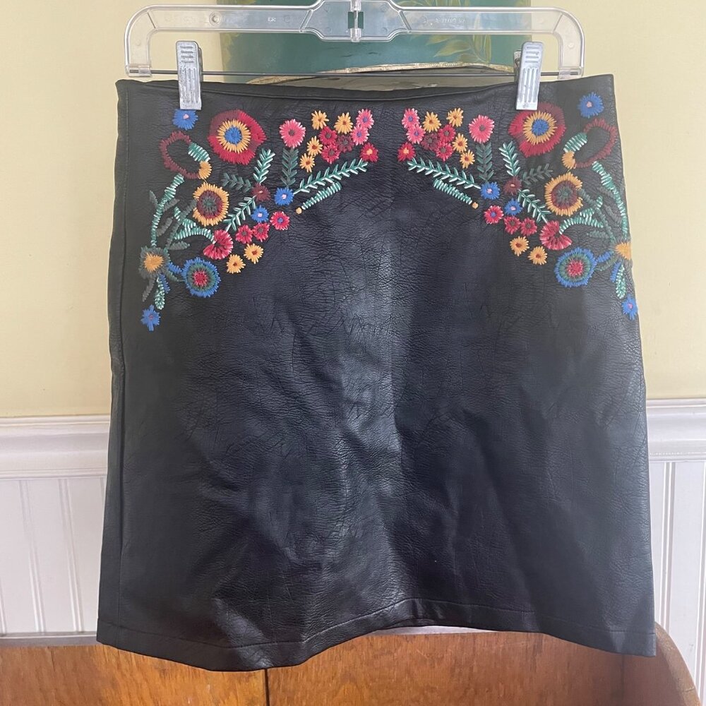 Floral Embroidered Black Skirt